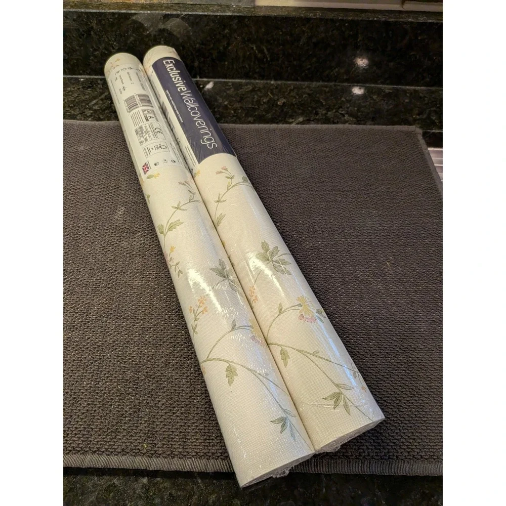 2 Rolls‎ Fine Decor FD24987 Floral Wallpaper Sealed Batch 2 Paste the Wall Sage